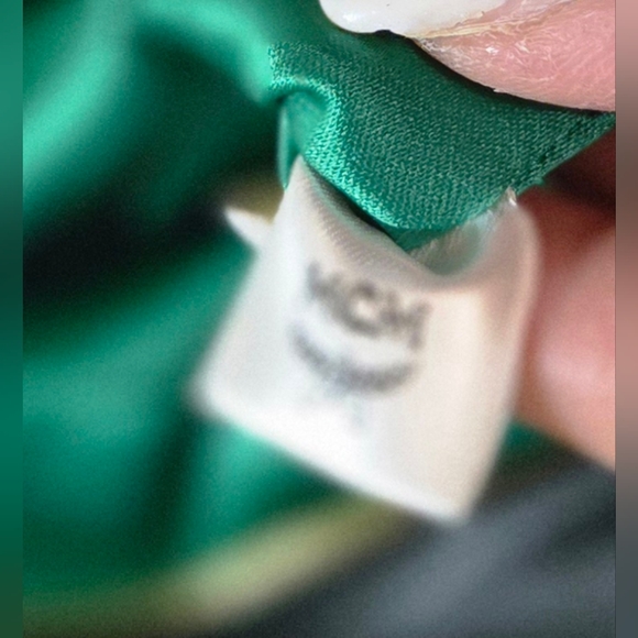 💯 Authentic Rare MCM Muti-Way Clutch (Made in Italy) - Picture 14 of 16